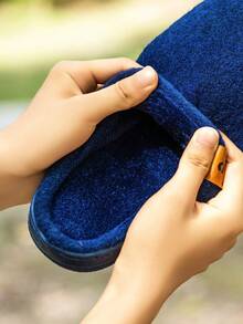 Unisex Men's Women's Memory Foam Slippers With Plush Lining Comfortable Closed Toe Spring&Fall House Shoes Indoor Scuff Blue - Blue - View 4