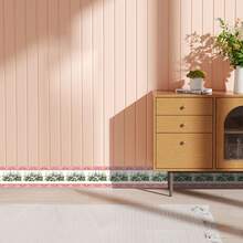 1 rollo de cenefa autoadhesiva con estampado floral rosa y azul - 4.72 X 196.85 pulgadas, decoración de pared resistente al agua y a la humedad, removible y personalizable, adecuada para baño, cocina, sala de estar, dormitorio, encimera y decoración de pared de gabinete - fácil de aplicar y quitar, material de respaldo de lámina de aluminio, cenefa de papel tapiz para zócalo de decoración del hogar.