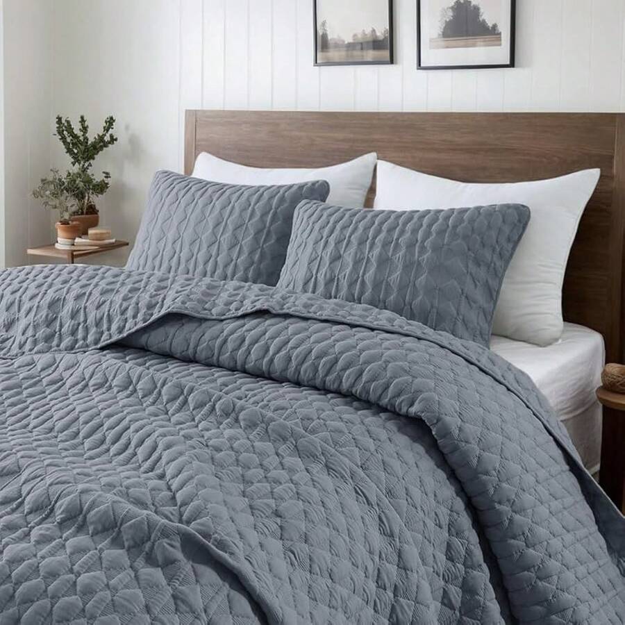 Blue Quilt King Size Bedding Sets With 2 Pillow Shams, Lightweight Soft Bedspread Coverlet, Quilted Blanket Thin Comforter Bed Cover All Season, 3 Pieces, 104x90 Inches, All - Season Bedding - 霧霾藍 - 查看 1