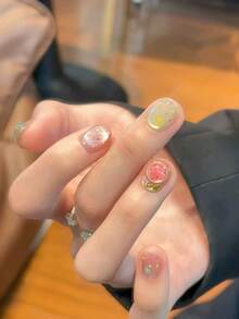 可爱西瓜贴纸短圆形按压美甲美甲用品 - 彩色 - 查看 2