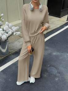 Fisoew Women Batwing Sweatshirt Wide Leg Pants Set Casual Fall Loungewear Two Piece Outfit Cozy Sweatsuit - Khaki - View 3
