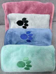 2 件装宠物吸水狗毛巾和猫毛巾 | 带有爪印图案和强力吸水材料，非常适合擦干宠物毛发和日常清洁 - 粉色 - 查看 1