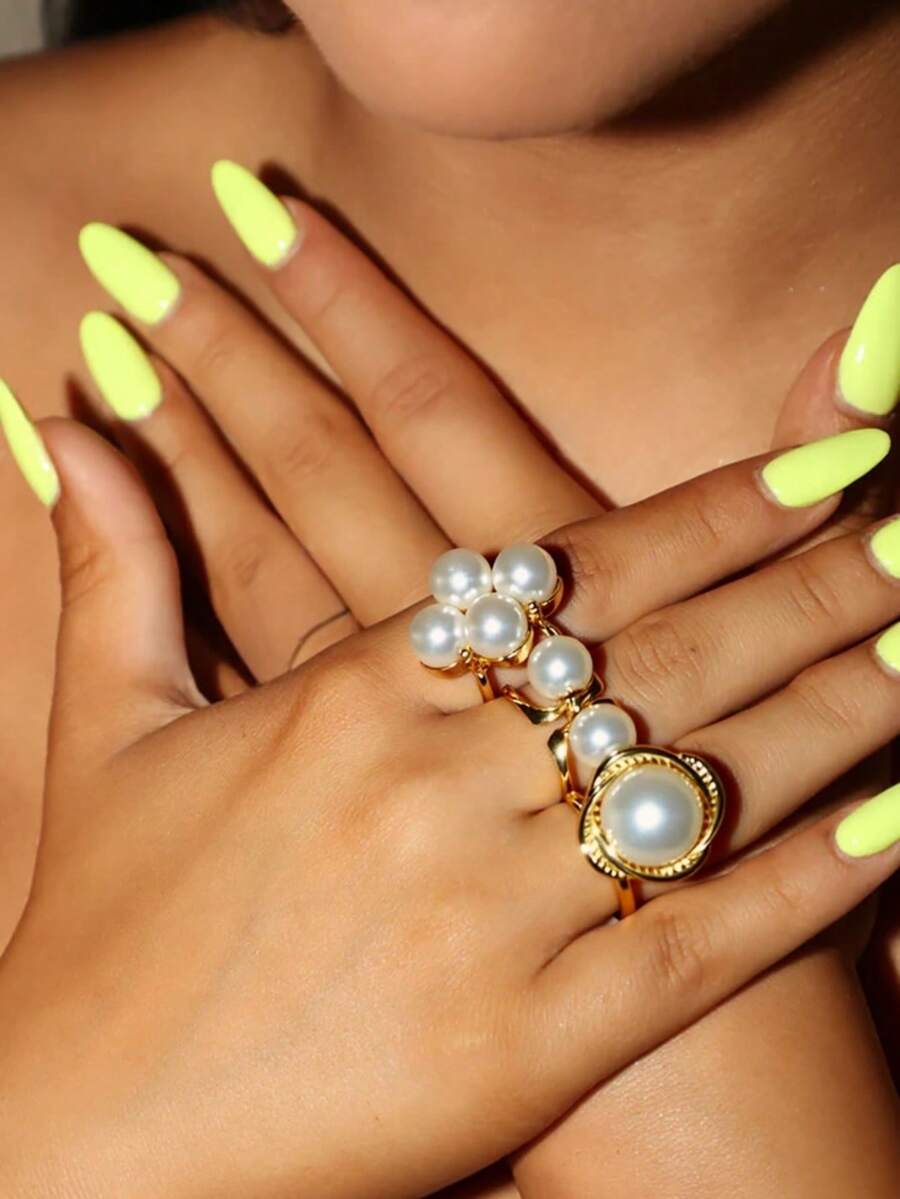 1 Set mit 3 offenen Vintage-Metallringen in Münzform, dicke, glatte, asymmetrische, geometrische, stapelbare Ringe, Set mit Kunstperlenringen für Damen, Alltagskleidung, Weihnachtsgeschenk, Party- und Musikfestival-Accessoire, Cut-Out