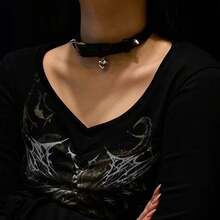 CIREY 1pc Choker Necklace, Dark Leather Rivet Heart Design, Niche Y2K Baddie Subculture Punk Sweet Style