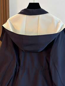 女士秋冬夹克，时尚拼接大翻领连帽设计，抽绳腰部，高品质时尚百搭外套风衣