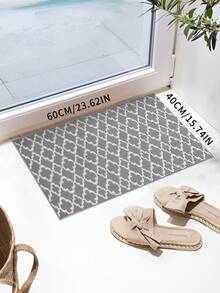 【摩洛哥格纹长条地垫】柔软质感聚丙烯摩洛哥格纹长条地垫 - 防滑、机洗、优雅黑白设计 - 适用于浴室、走廊、厨房、玄关等场所，是浴室厨房装饰的理想之选。