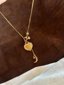 1件中世纪爱情奔跑戒指和月亮项链，奢华闪耀钻石项链 - 愛心跑環月牙項鍊 - 查看 2