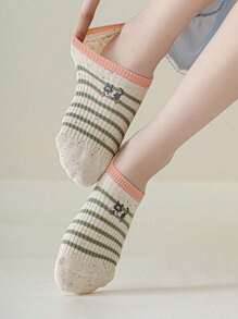 5 双女式内衬/隐形袜，白猫条纹刺绣，时尚可爱又有趣，百搭休闲日常穿着，柔软舒适吸湿排汗，适合返校 - 彩色 - 查看 3