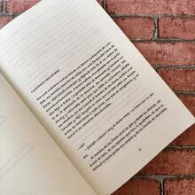 El color de las cosas invisibles. Autor Andrea Longarela. - Libro único - Ver 3