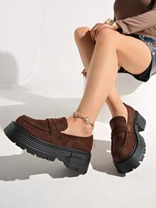 Mocassins à plateforme haut de gamme style britannique pour femmes, design polyvalent coréen avec semelle épaisse, talons compensés - brun - Voir 7