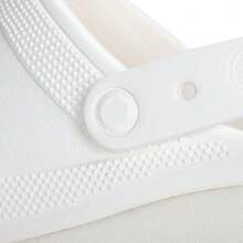 Crocs 男女通用沙滩凉鞋拖鞋，款式 207521-100，夏季 - 白色 - 查看 7