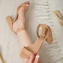 Beige, abiertas, de tacón. - Beis - Ver 4