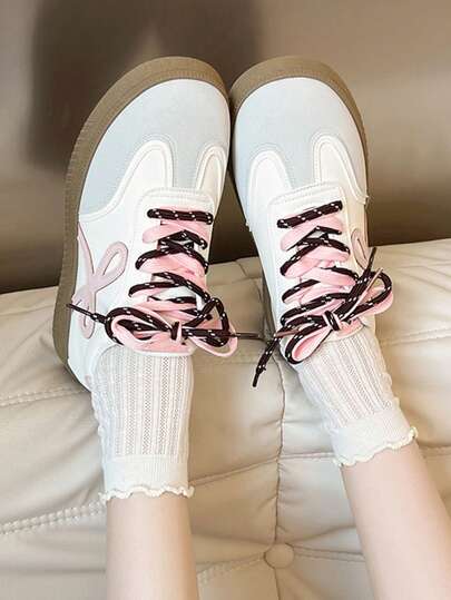 1 Pair Girls/Teens PU Leather Anti-Slip Sole Fashion Sneakers, Low-Top Casual Shoes, Versatile For Spring & Autumn