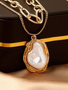 1 Paar asymmetrisch geformte modische Ohrringe mit Kunstperlen-Anhänger, eleganter Vintage-Stil für Frauen