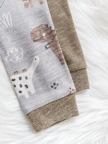 2件套男婴恐龙印花圆领连体衣，棕色和灰色