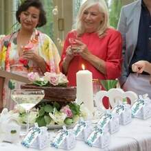 Zestaw upominkowy na chrzest 48 szt./144 szt./24 szt./72 szt., brelok z aniołem stróżem w pudełku prezentowym, w tym 48 uroczych breloków z aniołami, 48 pudełek prezentowych i 48 kartek z podziękowaniami, kryształowy wiszący brelok, odpowiedni na chrzest, wieczór panieński, wesele, przyjęcie urodzinowe - niebieski/różowy - Wielokolorowe - Zobacz 12