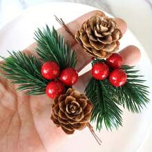 10 pièces/5 pièces/1 pièce Pommes de pin artificielles et baies rouges en combo - parfait pour les décorations de sapin de Noël, la décoration des fêtes et l'artisanat, les cadeaux de Noël, la décoration de la maison, les décorations de Noël, les centres de table, les couronnes de Noël, décoration de pièce aléatoire en couleur et style pour l'hiver