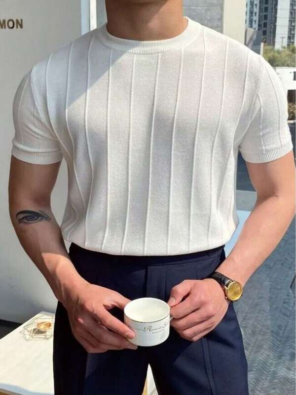 T-shirt da uomo color crema a maniche corte con scollo rotondo