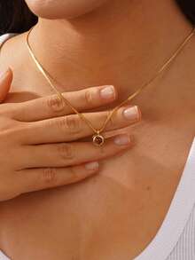 Customized Box Chain Projection Necklace, Customized Colorful Photo Projection Necklace, Stainless Steel Photo Projection Clavicle Chain For Women, Memorial Photo Necklace, Valentine's Day Customized Gift, Gift For Girlfriend, Best Friend, Bridesmaid - Box Chain Necklace - View 4