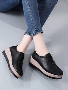 Fashionable Thick Sole Elastic Band Women's Shoes, Foil Print New Craftsmanship Platform Increase Height Make Legs Look Longer, Versatile Chunky Sole Slip-On Casual Shoes - Black - View 8
