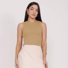 Regata Feminina em Malha Canelada com Gola Redonda - Doce de Leite - Visão 2