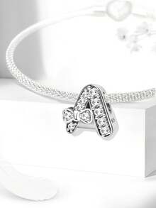 1 pieza Elegante cuentas de plata de ley 925 con 26 letras como encanto para mujeres, apto para pulseras, brazaletes y manualidades de joyería, regalo de aniversario para damas - Letras de arco - Ver 4
