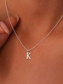 1pc Exquisite Fashion Jewelry Necklace, Stainless Steel A-Z,26 English Initials Pendant, Holiday, Suitable Women To Wear Daily Stainless Steel Letter Pendant Necklace - 1 銀 - 查看 2