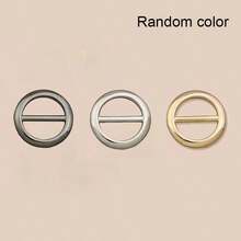 1 Stück multifunktionale Metall Schal & Accessoire Clips - elegante und modische Accessoires geeignet für Schals, T-Shirts und Gürtel, passend für jeden Anlass (Zufällige Farbe)