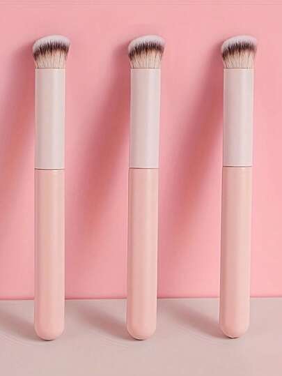 Concealer Brush For Bright White Eyeshadow Under The Eyes, Suitable For Eye Cream And Concealer To Cover Blemishes And Dark Circles, As Well As Blending Foundation. This Cosmetic Brush Is Perfect For Christmas Parties, Dates, And Various Gatherings.