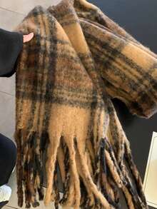 1pc Men's Autumn And Winter Vintage Maillard Scarf, Outdoor Windproof And Warm Thick Scarf Shawl, Couple Plaid Tassel Scarf, Suitable For Both Men And Women