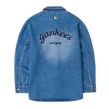 MLB Camisa de manga larga casual unisex con bordado de cursiva de estilo universitario, uso diario cómodo - Índigo - Ver 2