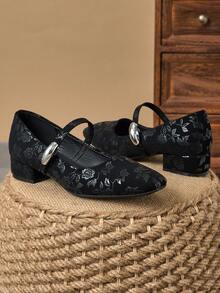 MonaNise 女士3厘米布面包跟黑色时尚百搭玛丽珍低跟粗跟优雅平底鞋，另有藏蓝色、咖啡色、酒红色可选 - 黑色 - 查看 4