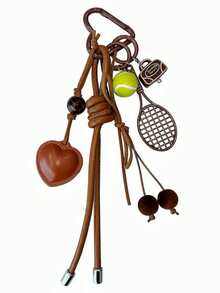 皮革心形网球拍细节钥匙扣汽车吊坠，男女通用，可拆卸设计。它是健身爱好者的完美之选，也是男女皆宜的理想礼物，适合装饰背包、斜挎包、棕色包包以及钥匙和包包挂饰。 - 彩色 - 查看 6