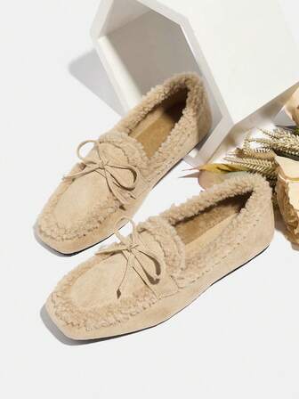 Mocasines retro de moda para mujer, suaves y cálidos, con punta almendrada, versátiles, cálidos, con lazo en la parte inferior, nuevos para el otoño/invierno 2025