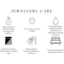 1pc Exquisite Fashion Jewelry Necklace, Stainless Steel A-Z,26 English Initials Pendant, Holiday Gift, Suitable For Women To Wear Daily Stainless Steel Letter Pendant Necklace