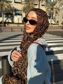 1pc Plus Size Fashionable Leopard Print Soft Scarf/Shawl, Suitable For Daily Commute And Outerwear - Brown - View 2