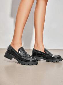 Women's Platform Loafers Lug Sole Slip On Chunky Penny Loafers Business Casual Shoes For Women Dressy And Work - 黑色 - 查看 2