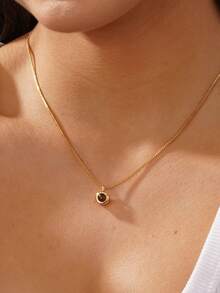 Customized Box Chain Projection Necklace, Customized Colorful Photo Projection Necklace, Stainless Steel Photo Projection Clavicle Chain For Women, Memorial Photo Necklace, Valentine's Day Customized Gift, Gift For Girlfriend, Best Friend, Bridesmaid - Box Chain Necklace - View 5