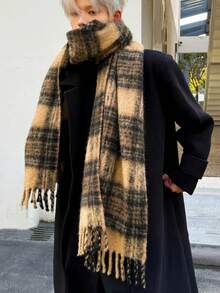 1pc Men's Autumn And Winter Vintage Maillard Scarf, Outdoor Windproof And Warm Thick Scarf Shawl, Couple Plaid Tassel Scarf, Suitable For Both Men And Women