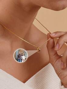 Customized Box Chain Projection Necklace, Customized Colorful Photo Projection Necklace, Stainless Steel Photo Projection Clavicle Chain For Women, Memorial Photo Necklace, Valentine's Day Customized Gift, Gift For Girlfriend, Best Friend, Bridesmaid - Box Chain Necklace - View 13