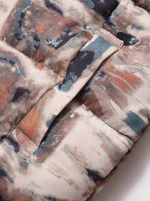 1 pieza Abrigo acolchado con capucha elástica y estampado de grafiti de color block para niña joven, abrigo acolchado de longitud media para niños/niñas, ropa exterior casual con cremallera para niños