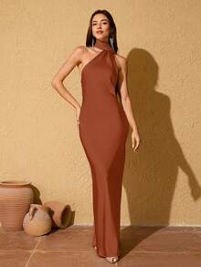 Váy phù dâu dài ôm dáng, cổ lệch, không tay, màu trơn thanh lịch - Rỉ Nâu - Xem 3