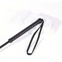 1pc Equestrian Riding Crop, English-Style Riding Accessory, Made Of Synthetic Leather, Flexible, Suitable For All Riders, Ideal Gift For Valentine's Day, Easter, Thanksgiving, Christmas, Halloween