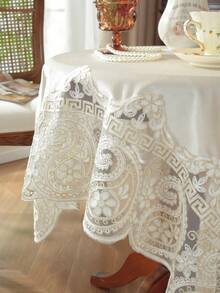 1 件天鹅绒面料优雅 3D 金色刺绣蕾丝边桌布，矩形或方形，适用于厨房、餐厅、会议桌，四季皆宜，防污耐热，家居和派对/婚礼装饰