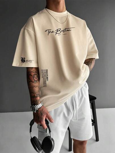 男士加大码波士顿 EST 1997 印花T恤，100% 涤纶弹力面料，休闲复古街头风短袖T恤，透气舒适，适合日常穿着、都市穿搭和度假。