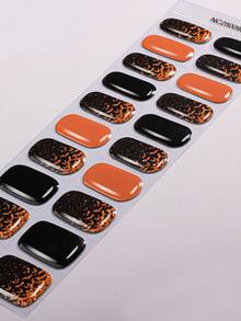 20 Stücke halb ausgehärtete Gel-Nagelfolien, personalisiertes Orange und Schwarz Farbschema Halloween Fledermäuse Schädel Verlaufseffekt Kristall Nagel Sticker, selbstklebende Komplett-Folien Nail Art, ohne UV-Lampe erforderlich, einfach anzubringen und zu entfernen, geeignet für Frauen und Mädchen Halloween Party DIY Nail Art