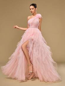 优雅迷人的粉色网眼舞会礼服，无袖，不对称领口，荷叶边饰边，开衩，长款设计
