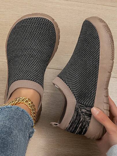 ​Women's Comfort Wide Desert Tan Gallery Stride Sneakers - Knit Breathe & Gold-Tone Accent For Brooklyn Art Loft Style, Year-Round Cloud Platform Essentials​