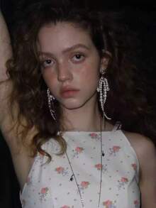 1 对多层仿珍珠蝴蝶结链流苏耳环，全新独特个性化仿珍珠耳环，蝴蝶结链，优雅女士耳环，日常佩戴，2025 年礼物