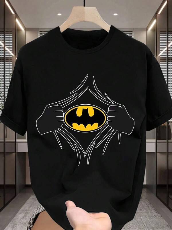 Warner Bros Camiseta de manga corta con cuello redondo y estampado gráfico de "Batman" de dibujos animados de Warner Bros. para hombres, camiseta casual de moda para hombres, ligeramente elástica, no transparente, de tela de fácil cuidado, adecuada para uso diario, camiseta de manga corta para hombres, adecuada para todas las estaciones